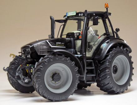 JCB Fastrac 8330 - 1:35