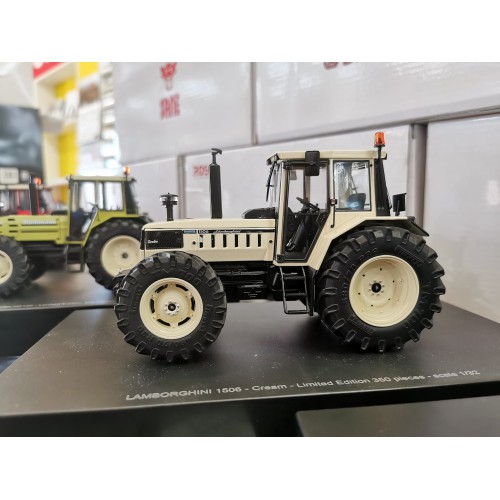 Claas Lexion 8900 - 1:35