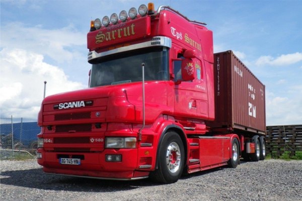 Volvo FH16 Globetrotter - 1:43